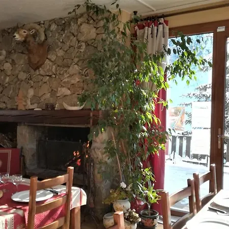 - Restaurant Le Blanchon Hotel Selonnet